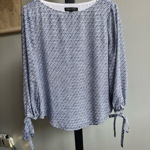 Banana Republic Navy and White Blouse with Tie Sleeves